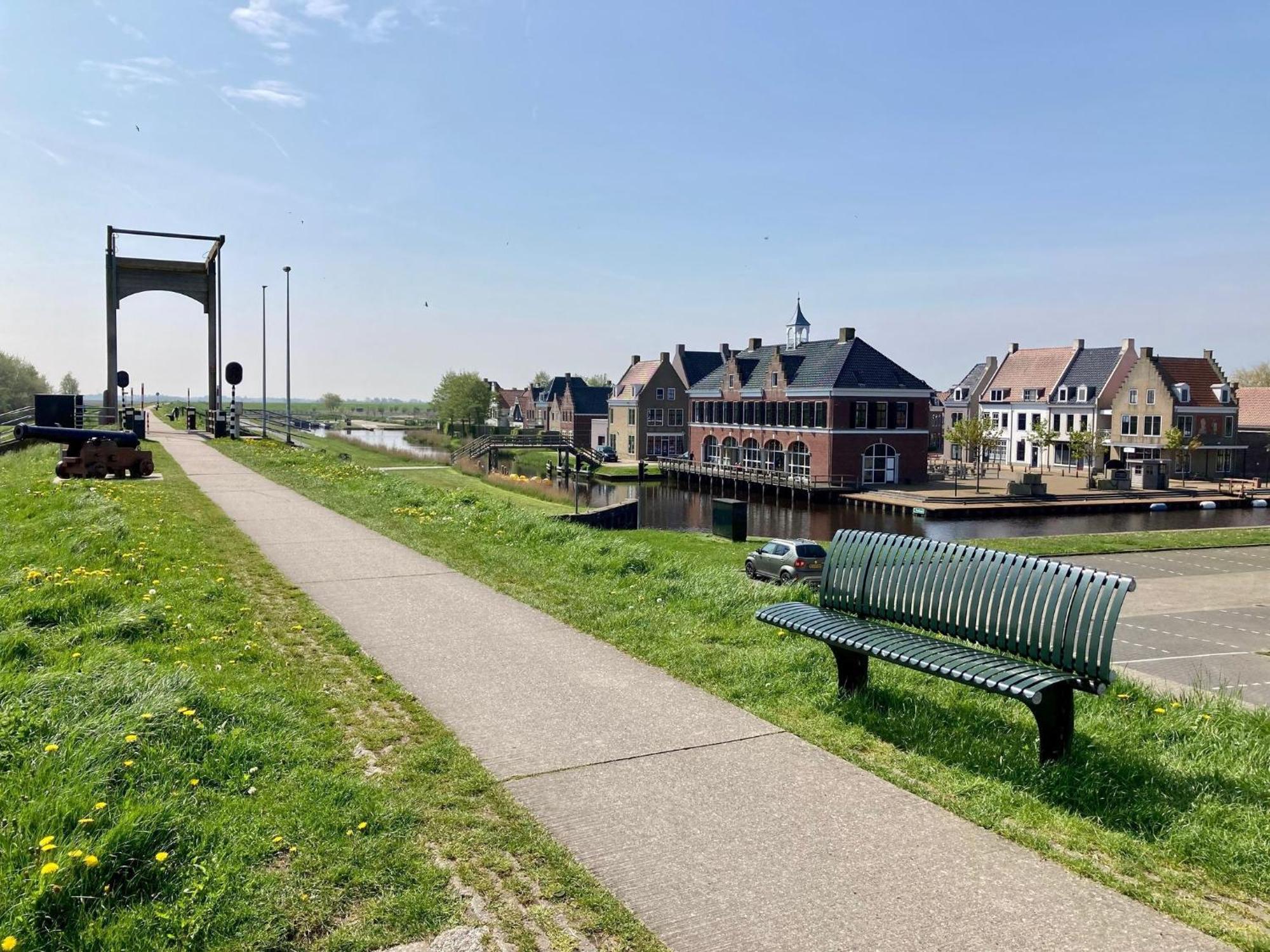 "Heleen" 6 Pers, Lauwersmeer Waterfront, Full Equipped And Modern Anjum Eksteriør bilde